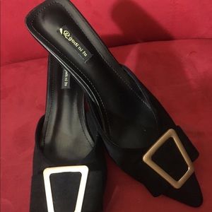 Thanksgiving Dinner At Home Pumps